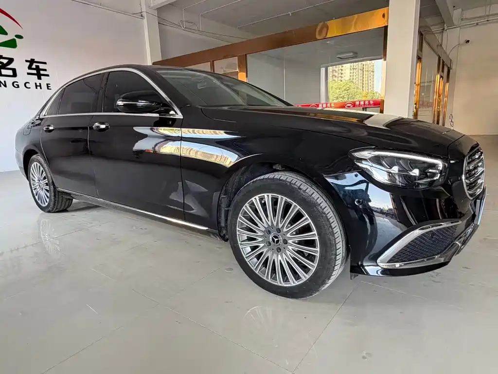 Mercedes-Benz E-Class 2022 — фото 2