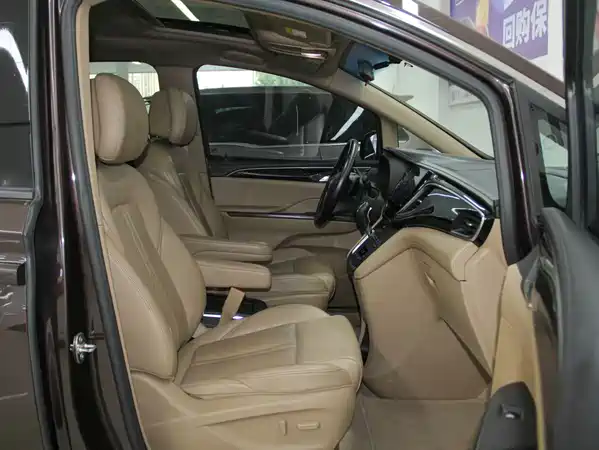 Buick GL8 2018