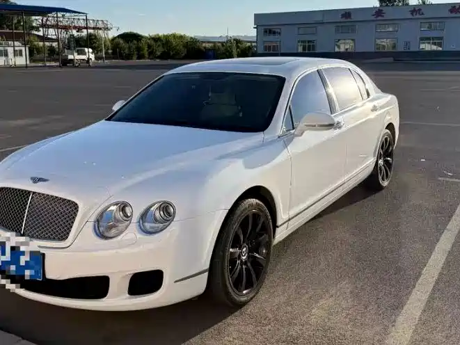 Bentley Flying Spur 2012 — фото 2