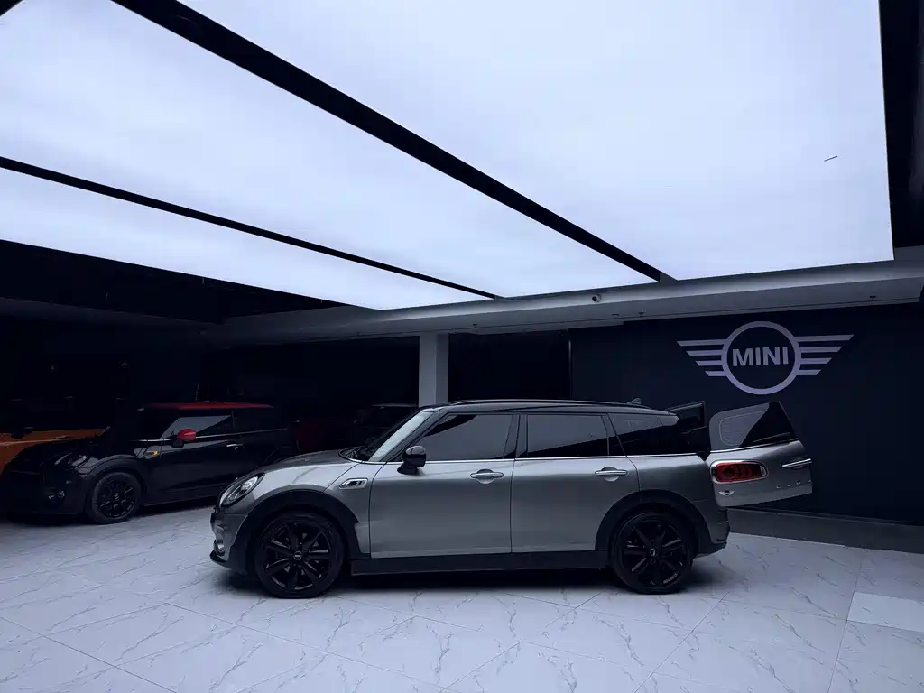 MINI Clubman 2016