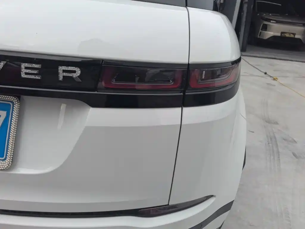 Land Rover Range Rover Evoque 2020 — фото 8