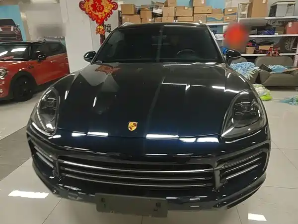 Porsche Cayenne 2022