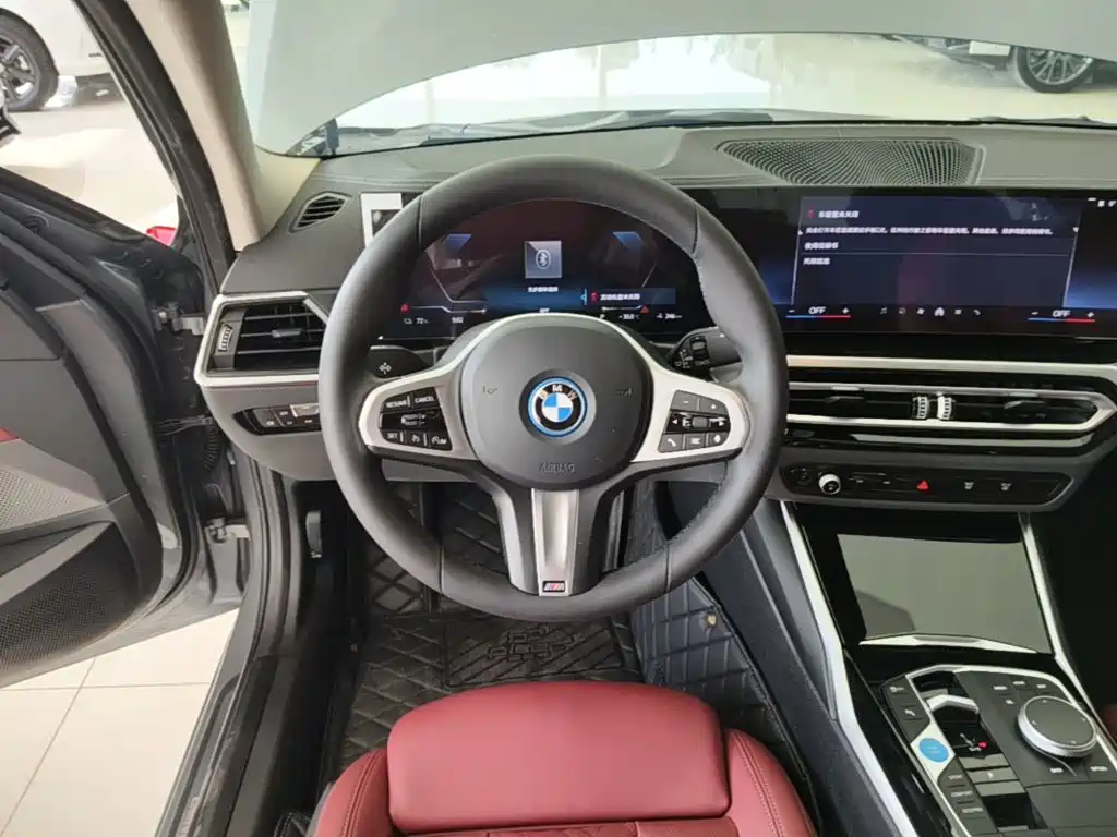 BMW i3 2024 — фото 11