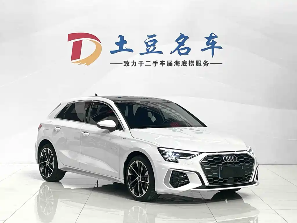 Audi A3 2023 — фото 3