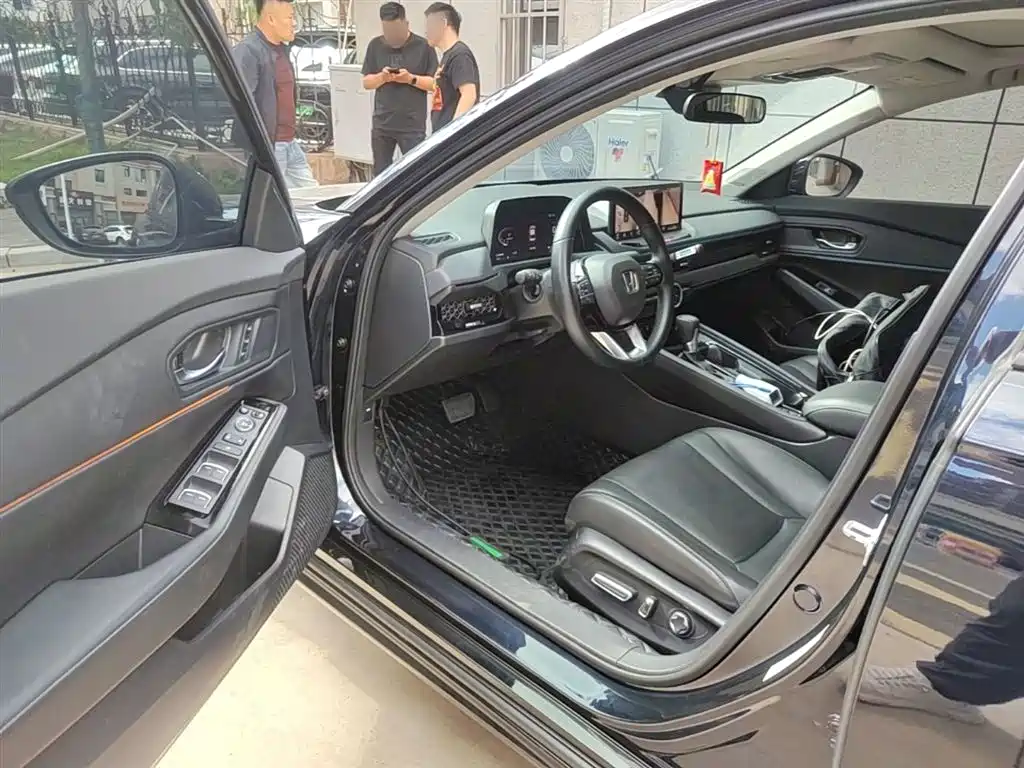 Honda Accord 2024 — фото 16