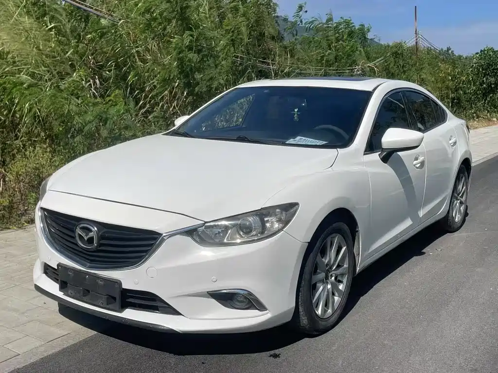 Mazda Atenza 2015