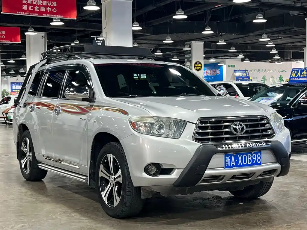 Toyota Highlander 2011 — фото 2