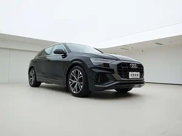 Audi Q8 2023