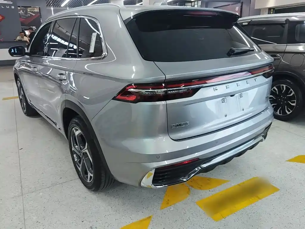 Geely Xingyue L 2023