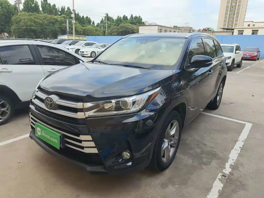 Toyota Highlander 2021