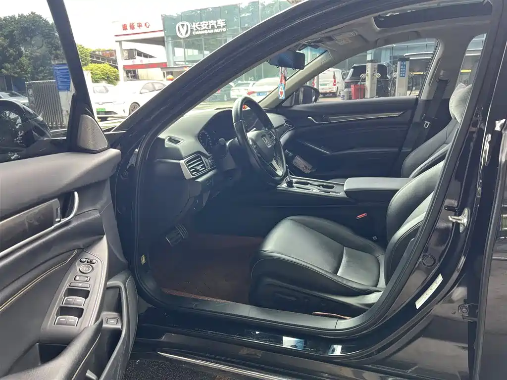 Honda Accord 2023