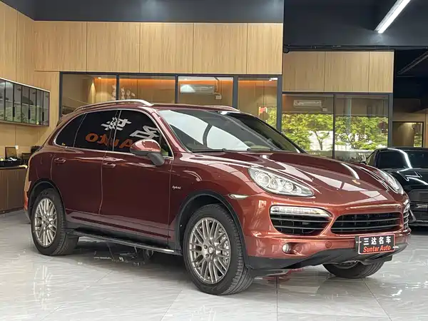 Porsche Cayenne 2014