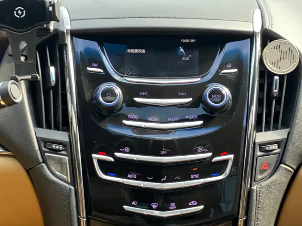 Cadillac ATS 2014 — фото 16
