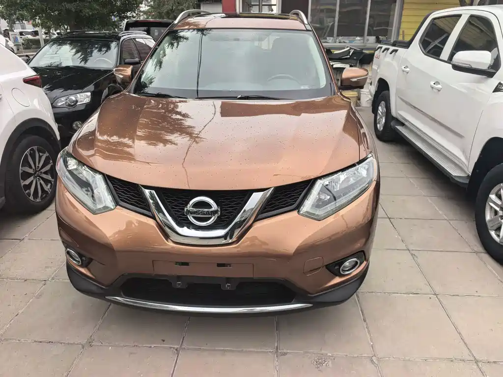 Nissan X-Trail 2014