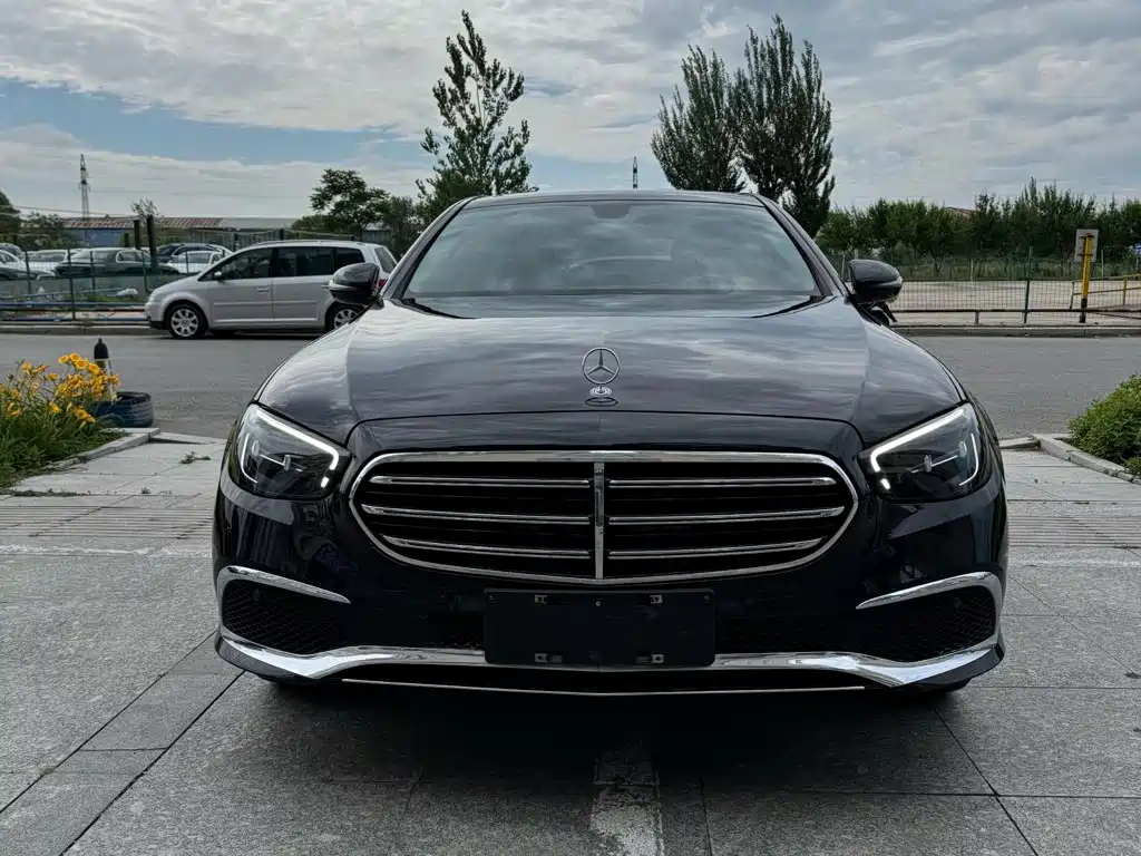 Mercedes-Benz E-Class 2021
