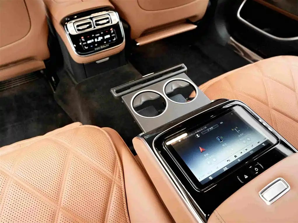 Mercedes-Benz Maybach S-Class 2024 — фото 19