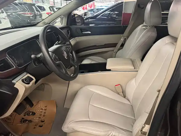 Buick GL8 2018