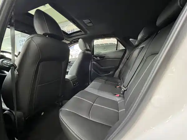 Mazda CX-4 2021