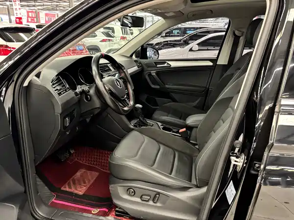 Volkswagen Tiguan L 2021