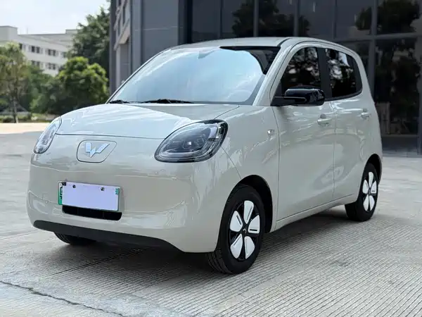 Wuling Hongguang MINIEV 2025