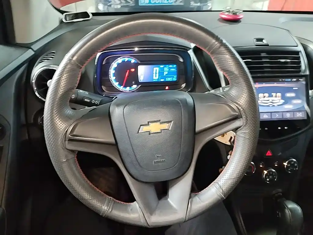 Chevrolet Trax 2016 — фото 11