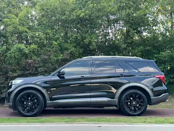 Ford Explorer 2021