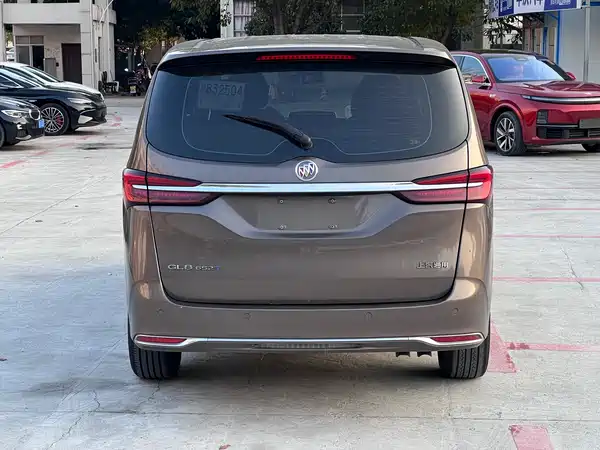 Buick GL8 2022