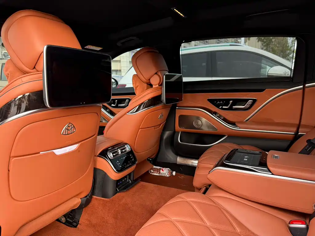 Mercedes-Benz Maybach S-Class 2024 — фото 6