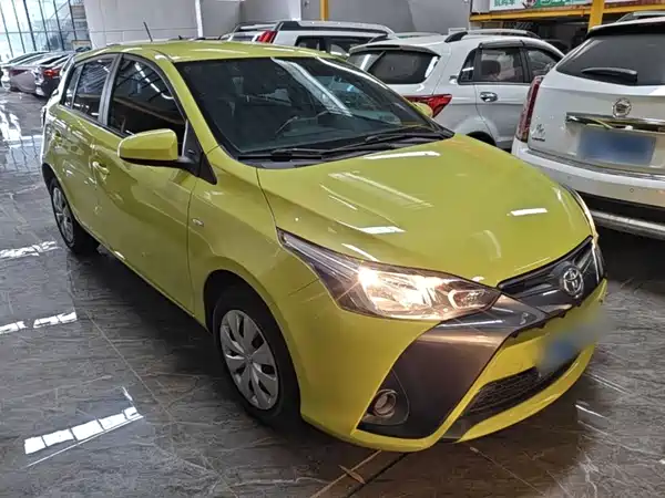 Toyota Yaris L 2020