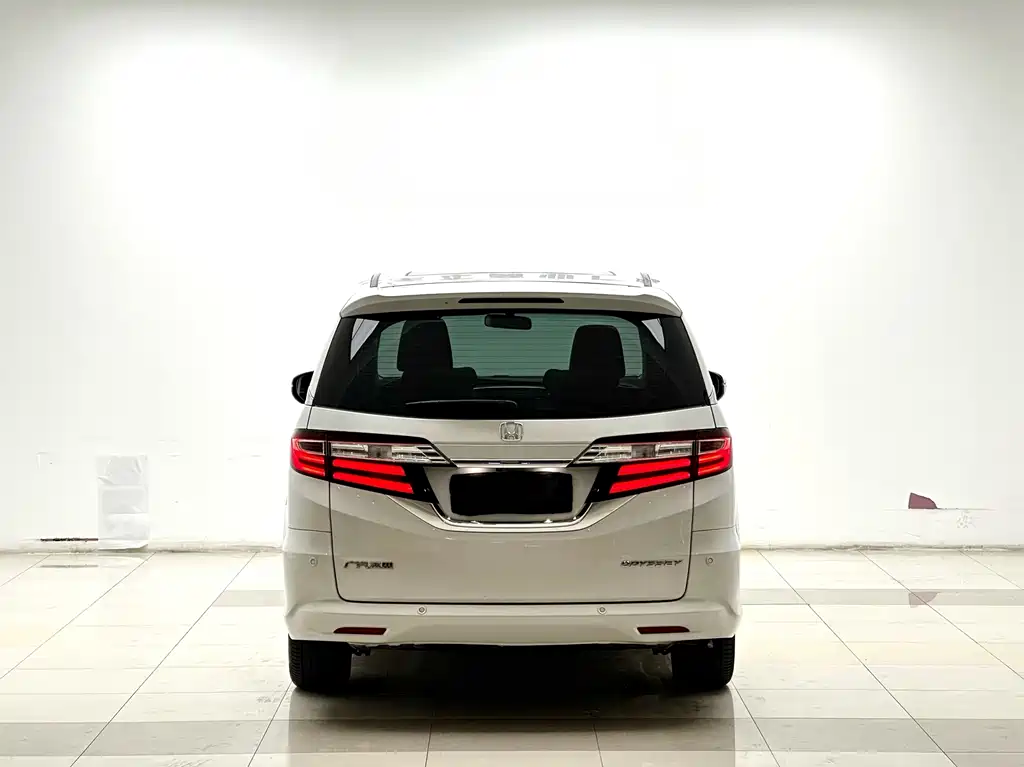 Honda Odyssey 2019 — фото 15