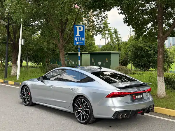 Audi A7 2023