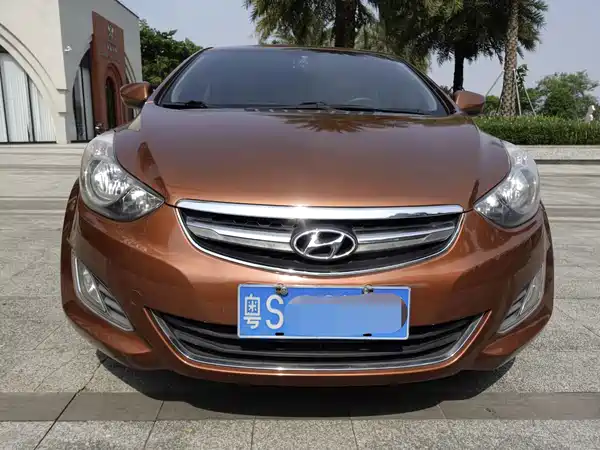 Hyundai Elantra Langdong 2016