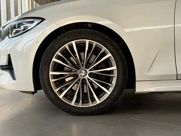 BMW 3 Series 2020