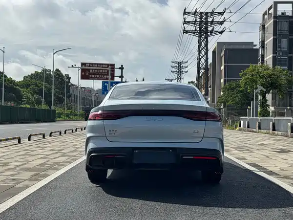 BYD Qin L 2024