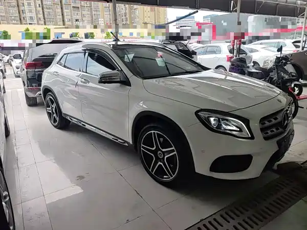 Mercedes-Benz GLA 2019