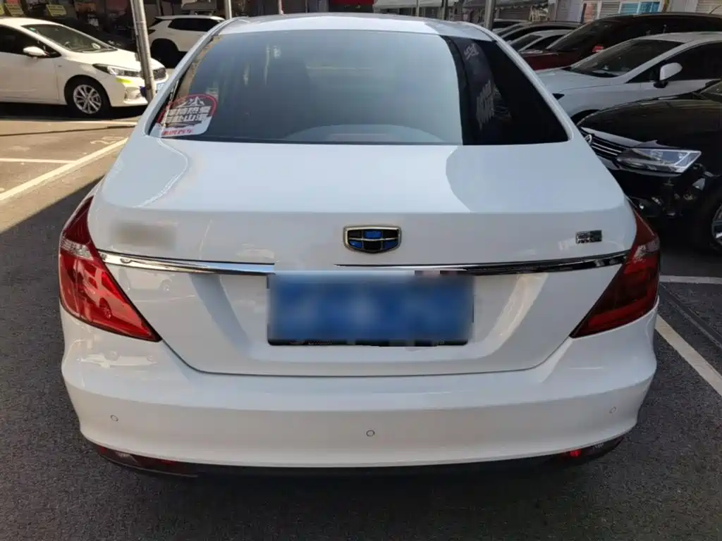 Geely Emgrand 2017