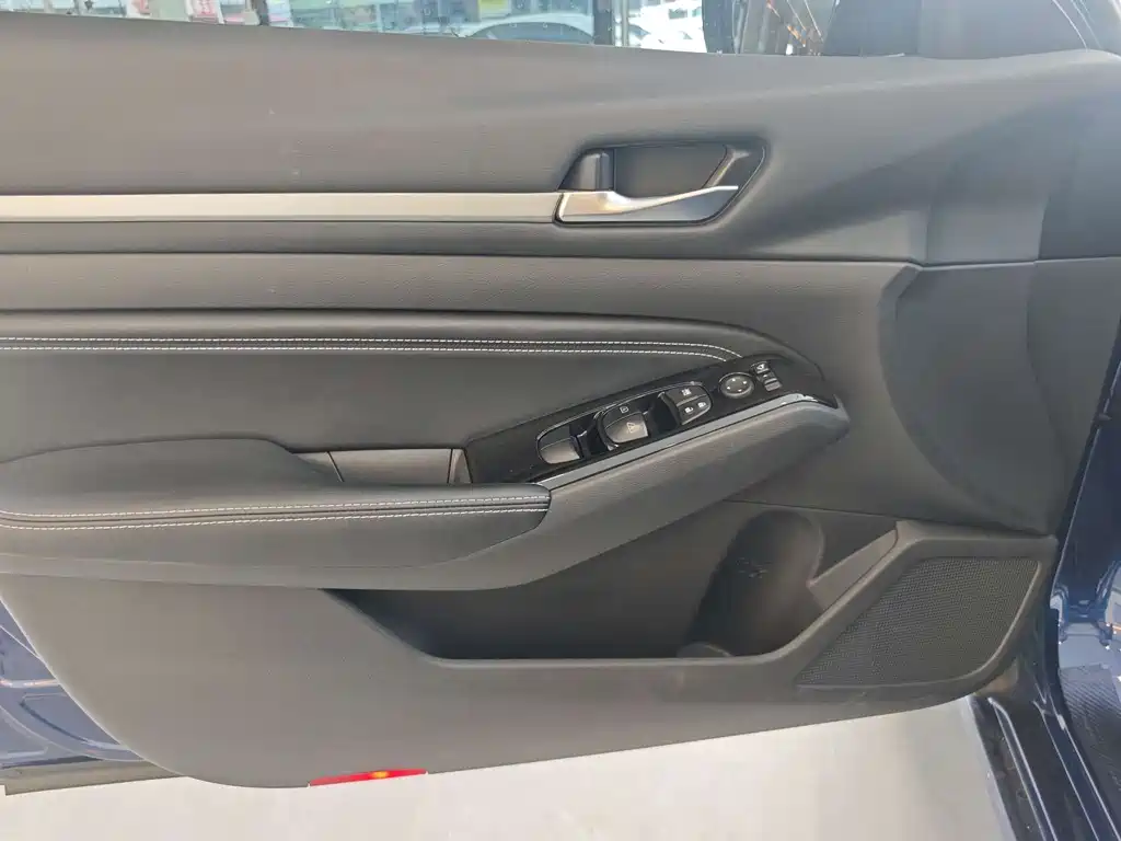Nissan Teana 2020