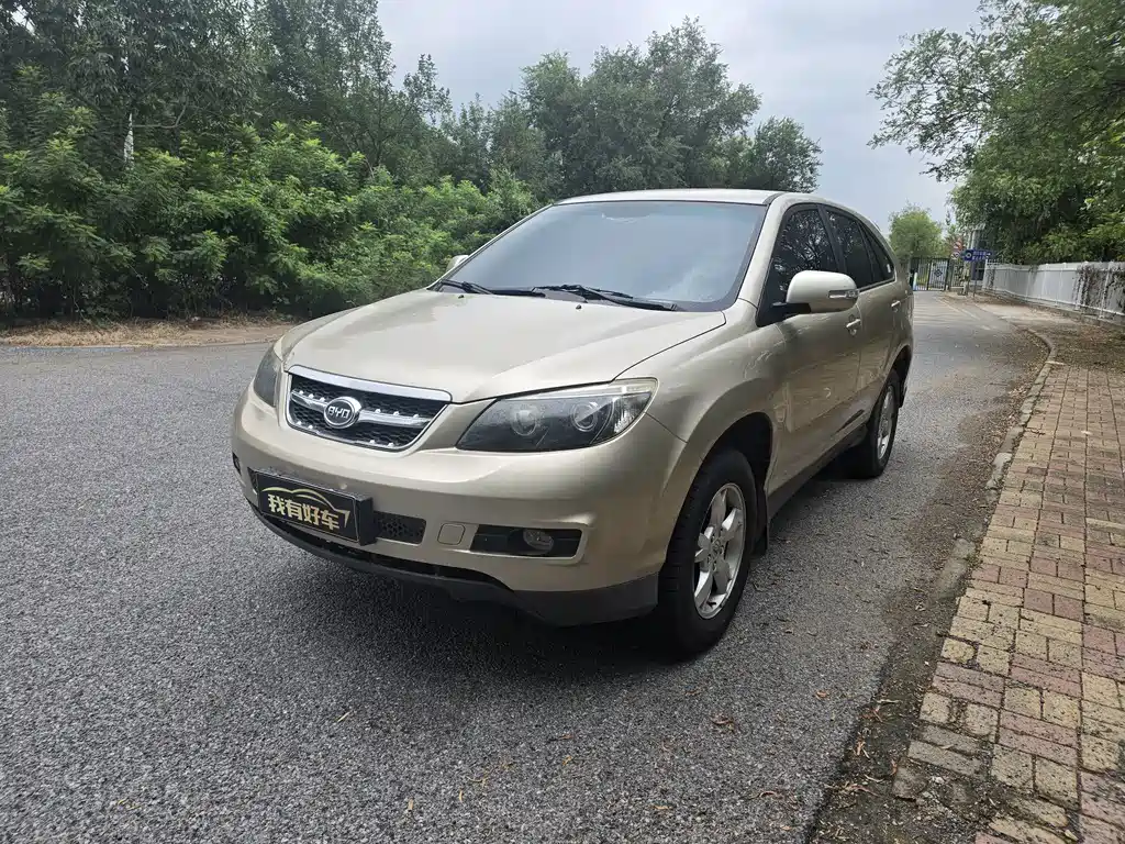 BYD S6 2014