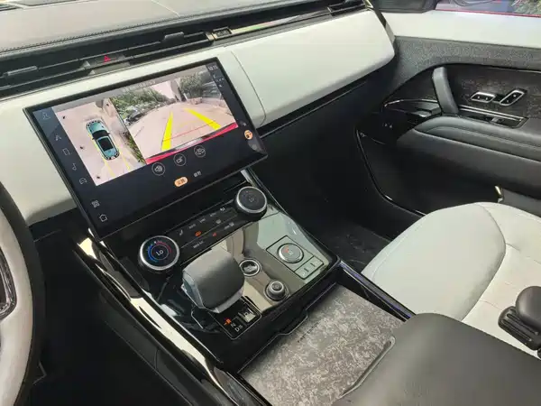 Land Rover Range Rover Sport New Energy 2024