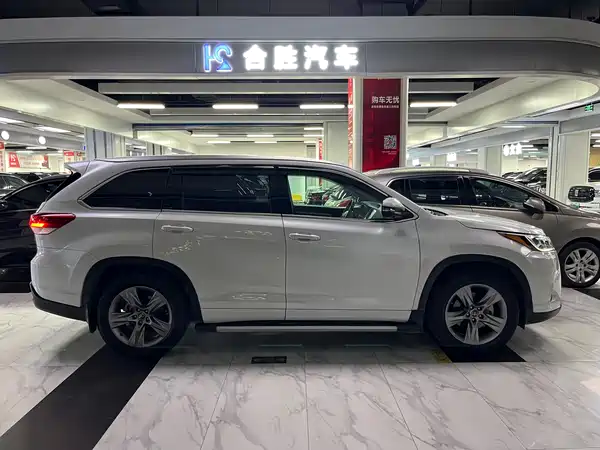 Toyota Highlander 2018