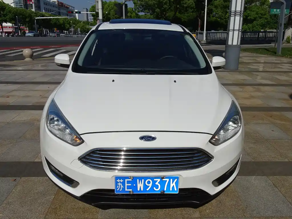 Ford Focus 2015 — фото 2