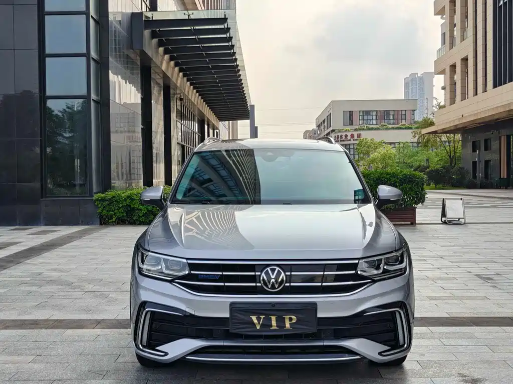 Volkswagen Tiguan L New Energy 2021 — фото 1