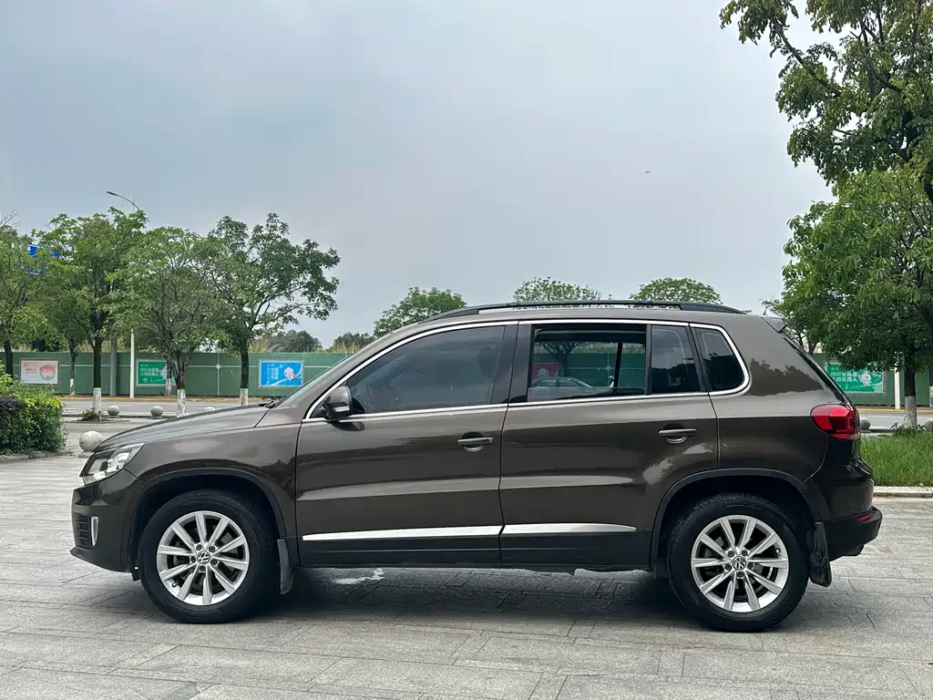 Volkswagen Tiguan 2017 — фото 23
