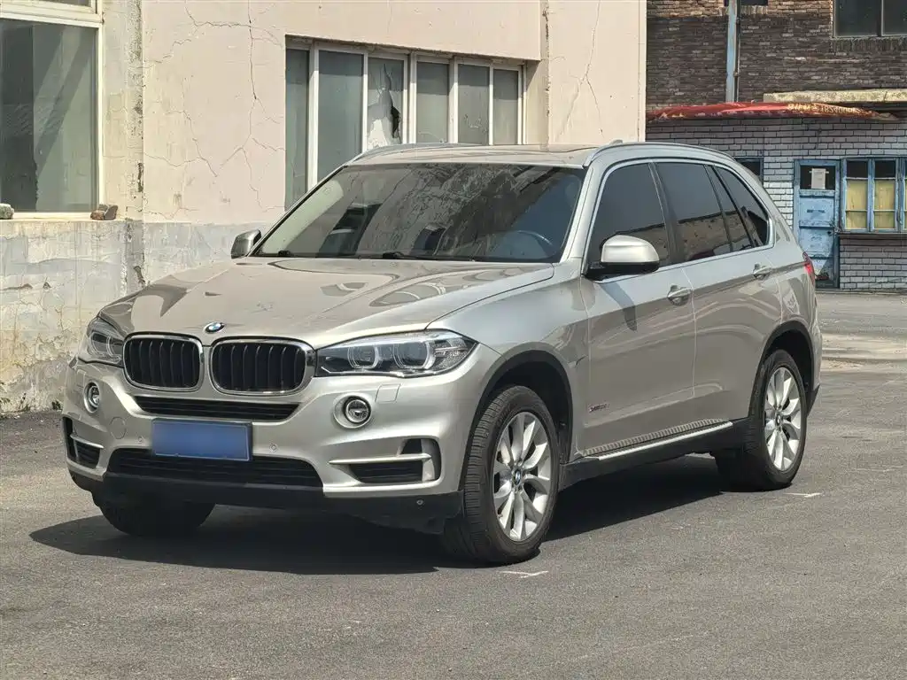 BMW X5 2015 — фото 1