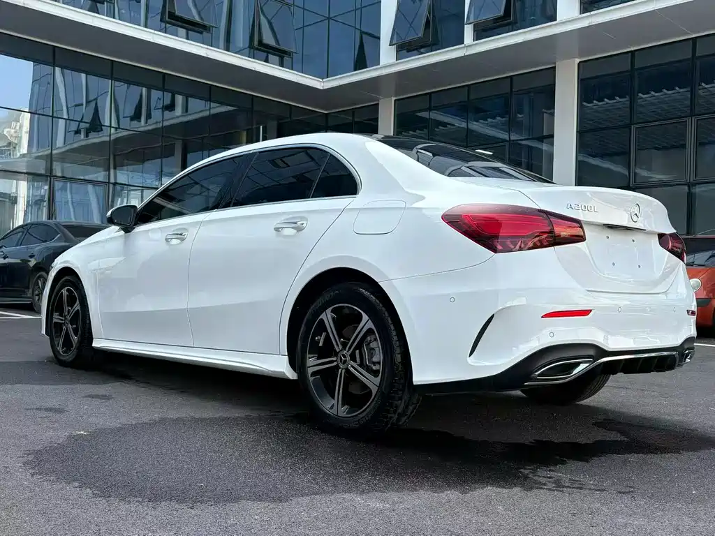 Mercedes-Benz A-Class 2023 — фото 11