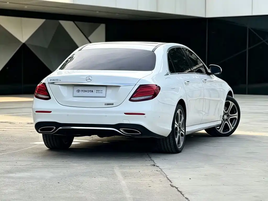 Mercedes-Benz E-Class 2017