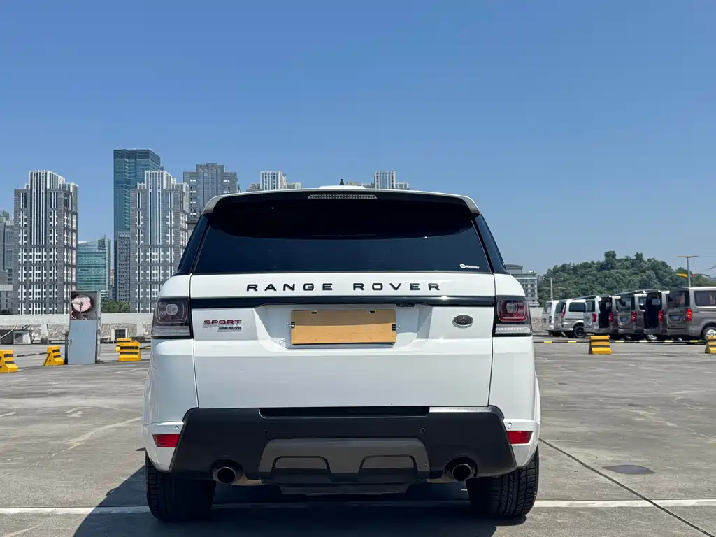 Land Rover Range Rover Sport 2017 — фото 15