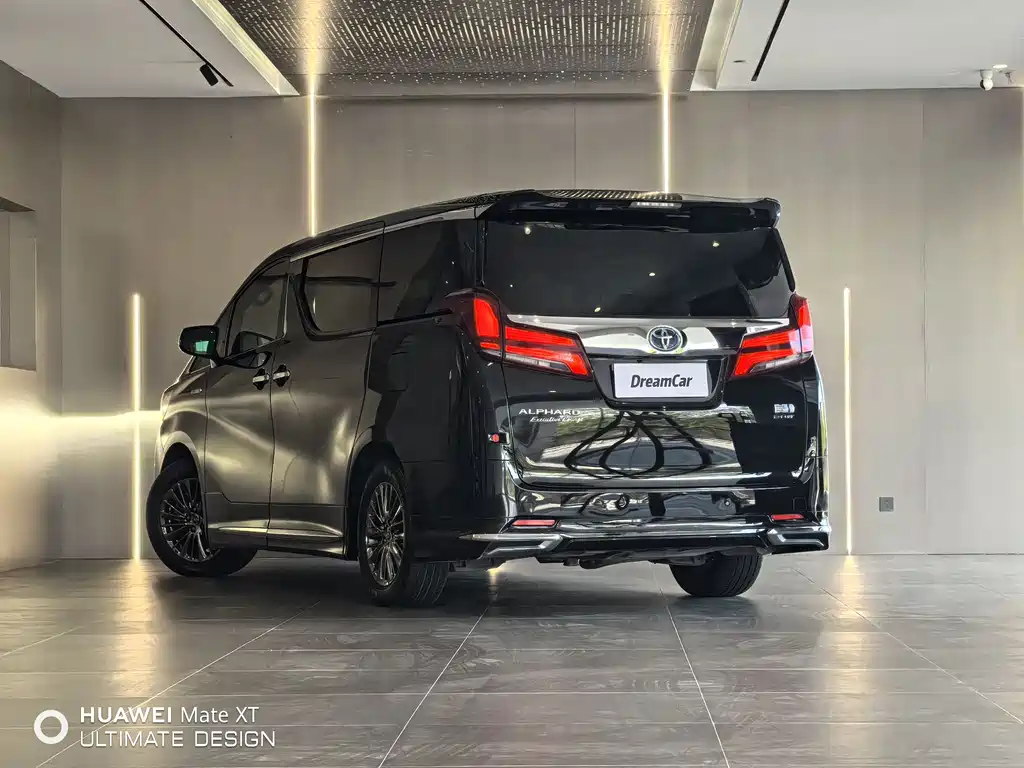 Toyota Alphard 2021