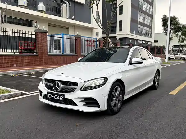 Mercedes-Benz C-Class 2020