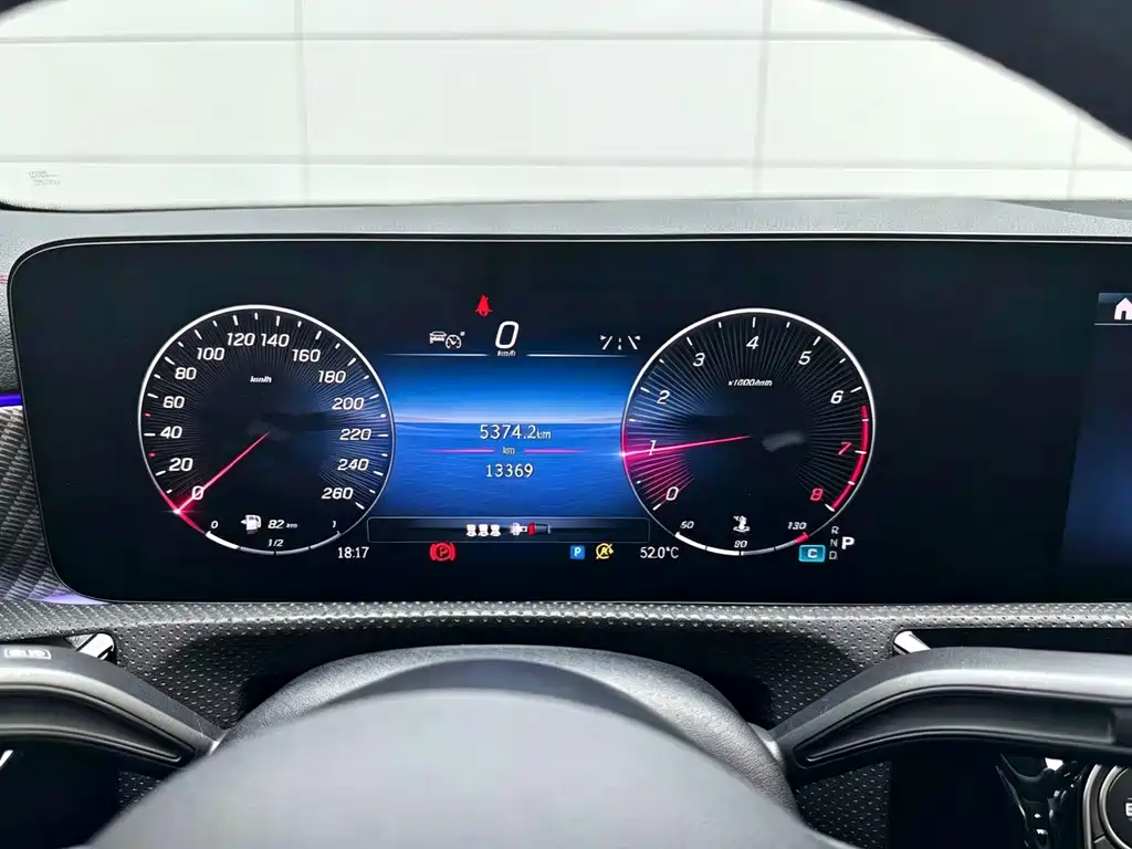 Mercedes-Benz A-Class 2025 — фото 10